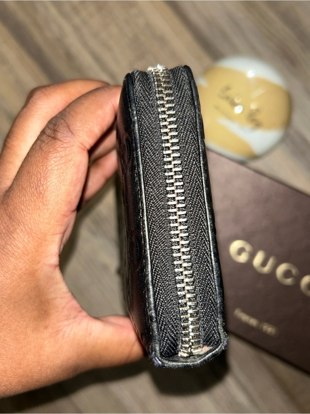 Gucci Black Guccisima Leather Interlocking GG Zip Wallet - Picture 8 of 9